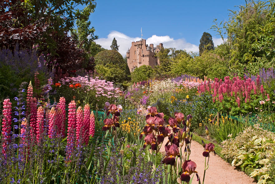 Crathes Castle Gardens - Photo by Jim Henderson